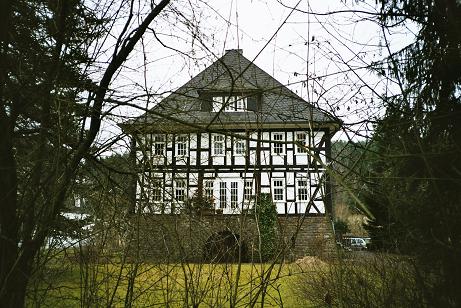 Hof Langenau, Geburtshaus von 47 Heinemännern und -frauen